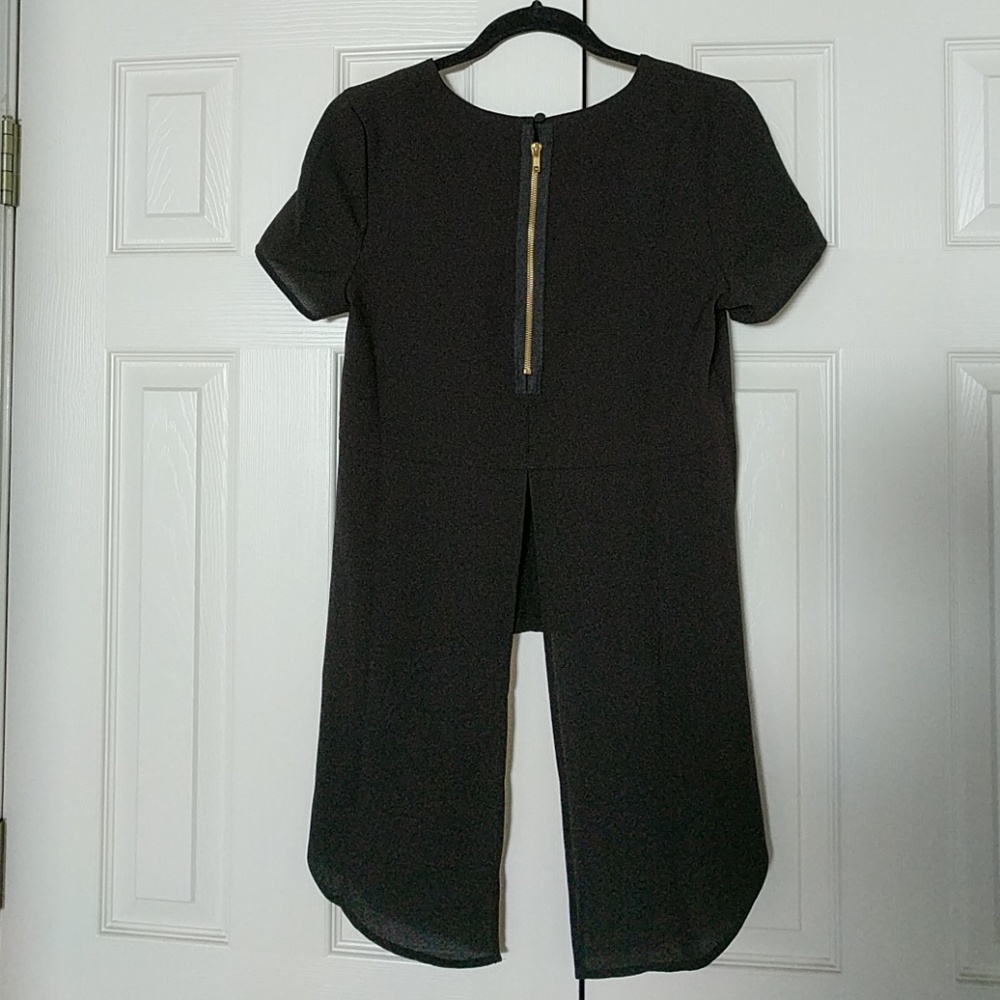 Lulu's high low split back top - Picture 7 of 8